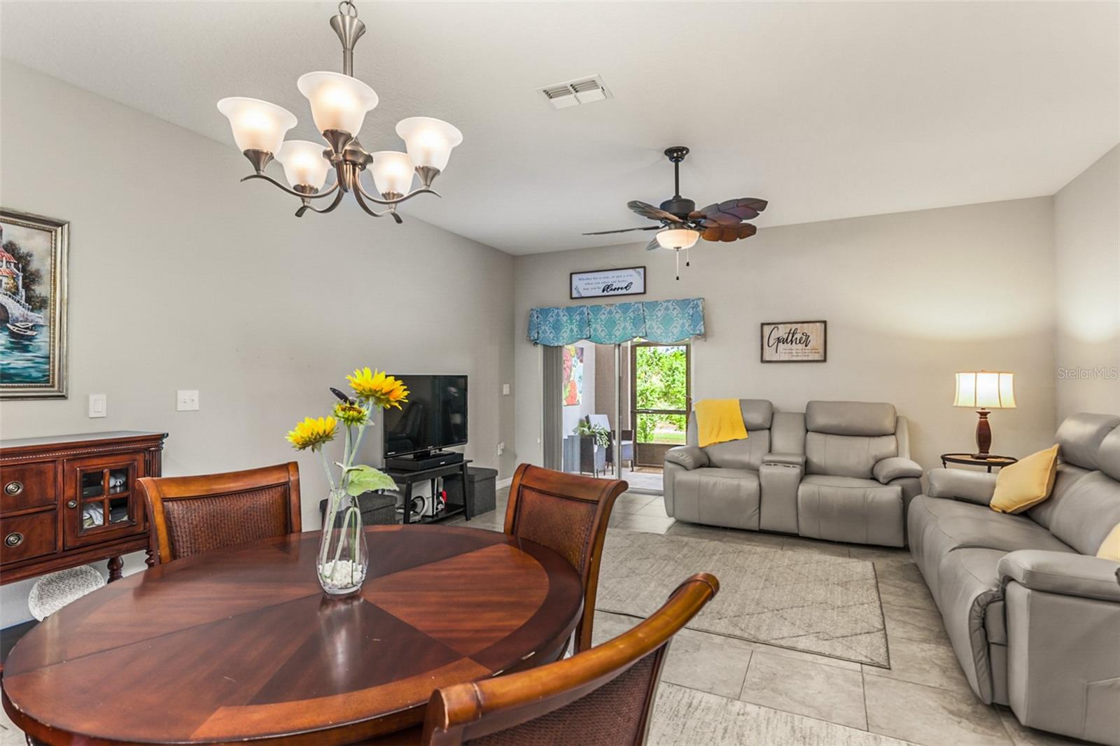 RIVERVIEW LAKES - Residential