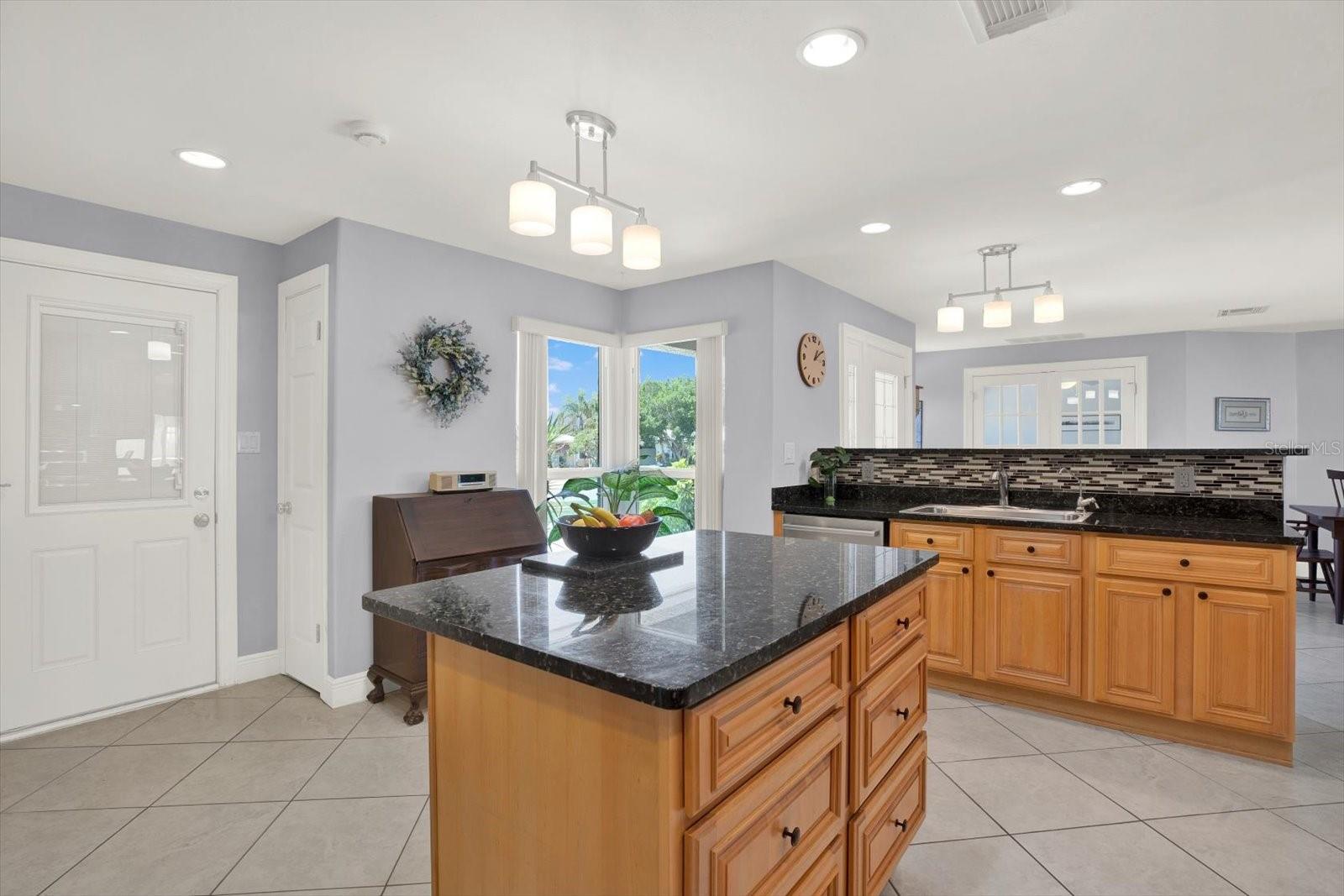 IMPERIAL POINT - Residential