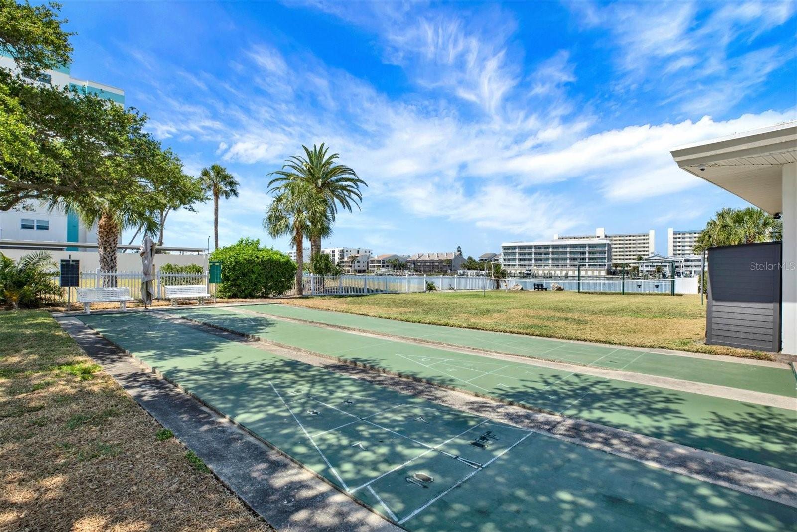 IMPERIAL POINT - Residential