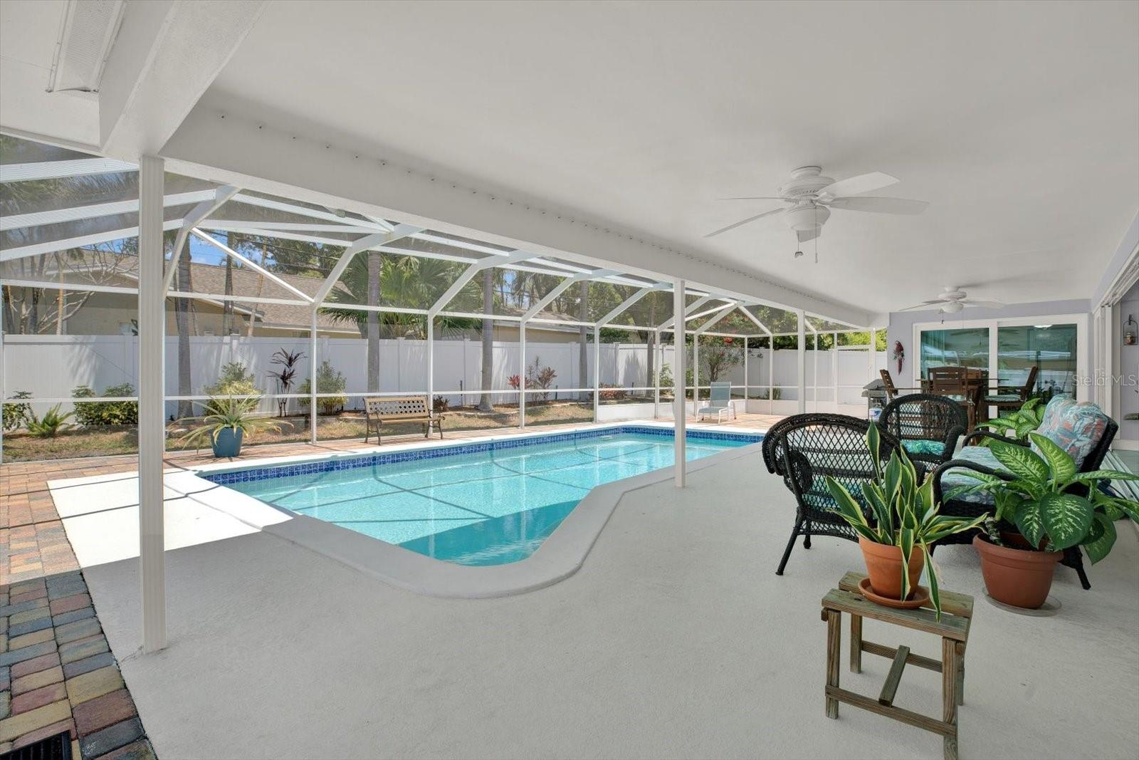IMPERIAL POINT - Residential