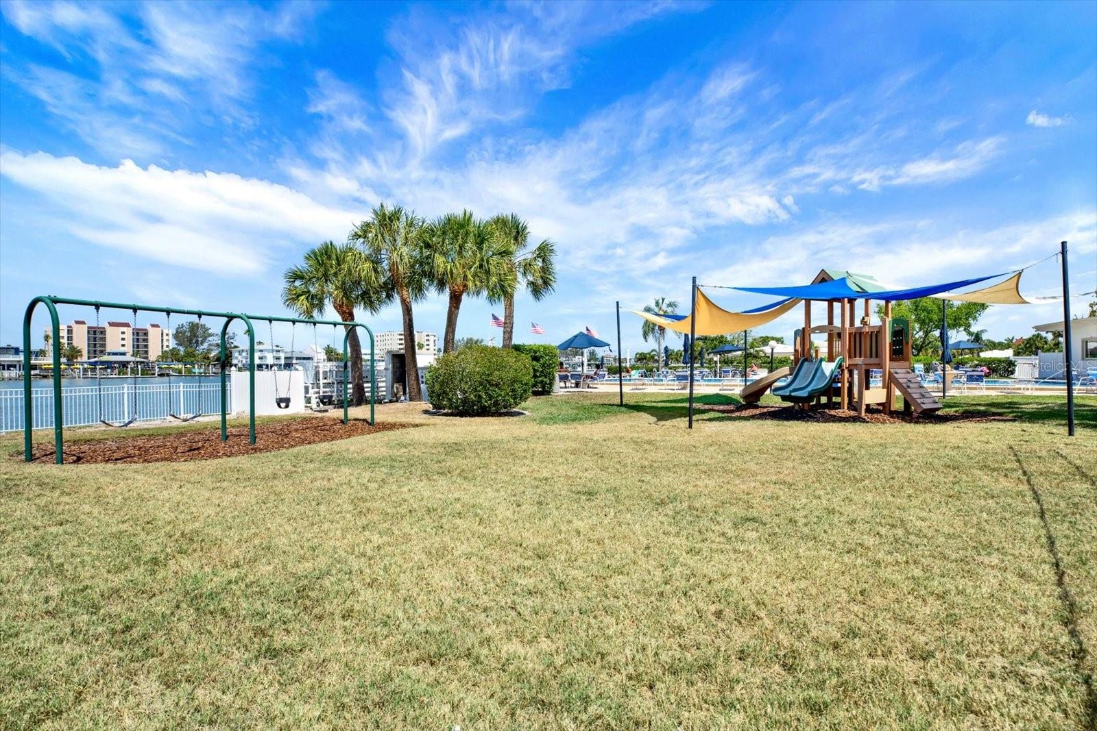 IMPERIAL POINT - Residential