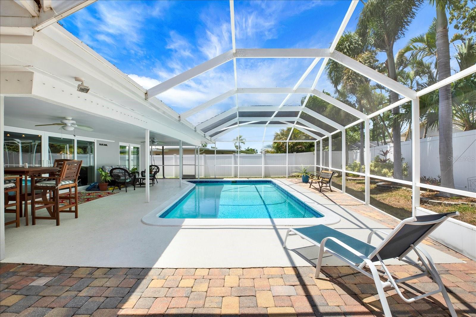 IMPERIAL POINT - Residential