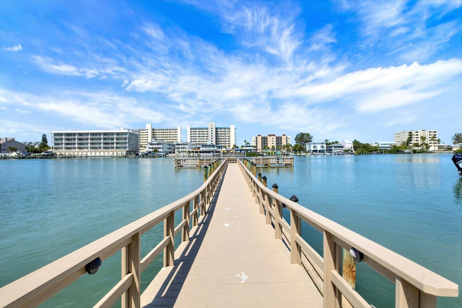 IMPERIAL POINT - Residential