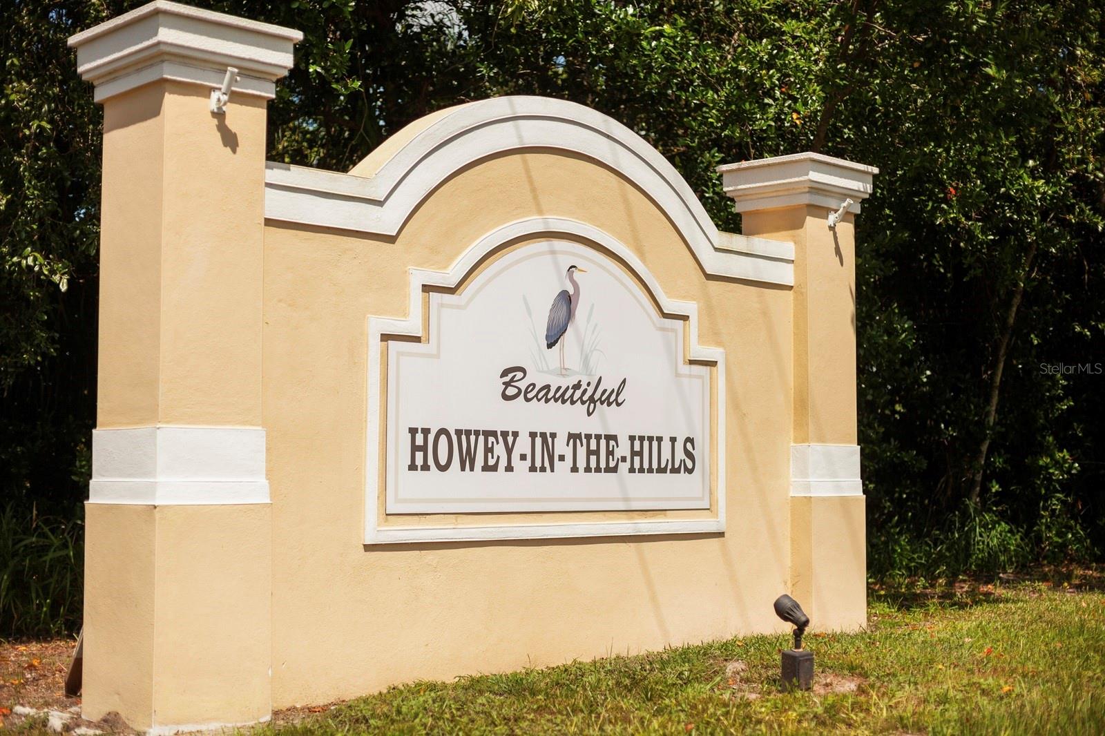 HOWEY GRIFFIN VILLAGE - Residential