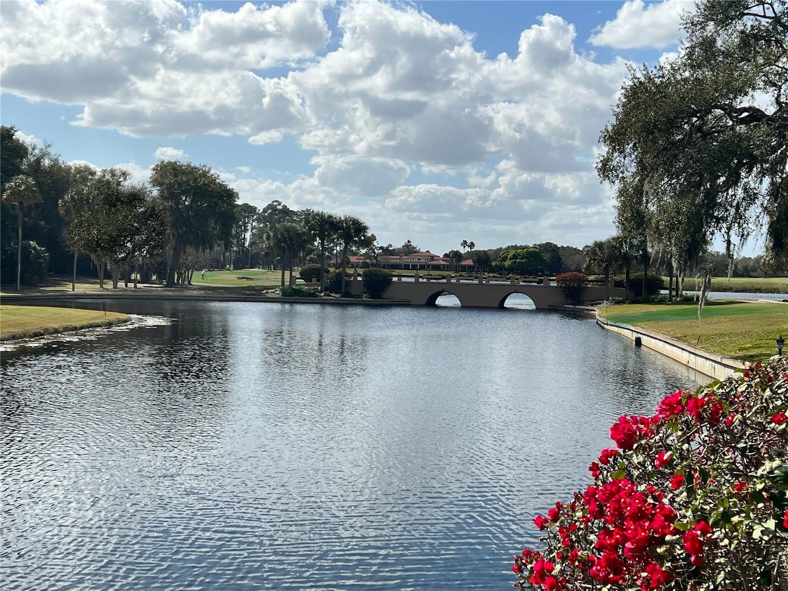 HOWEY GRIFFIN VILLAGE - Residential