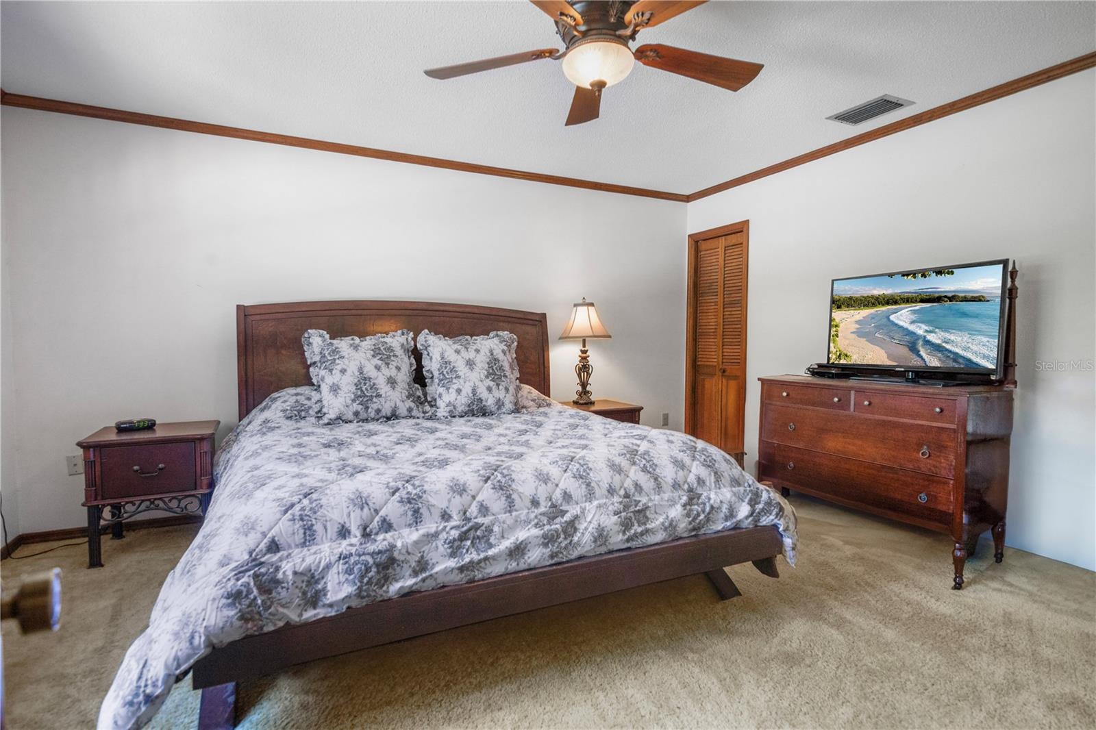 HOWEY GRIFFIN VILLAGE - Residential