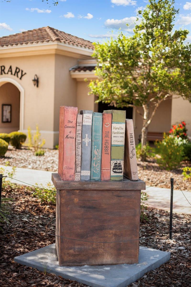 HOWEY GRIFFIN VILLAGE - Residential