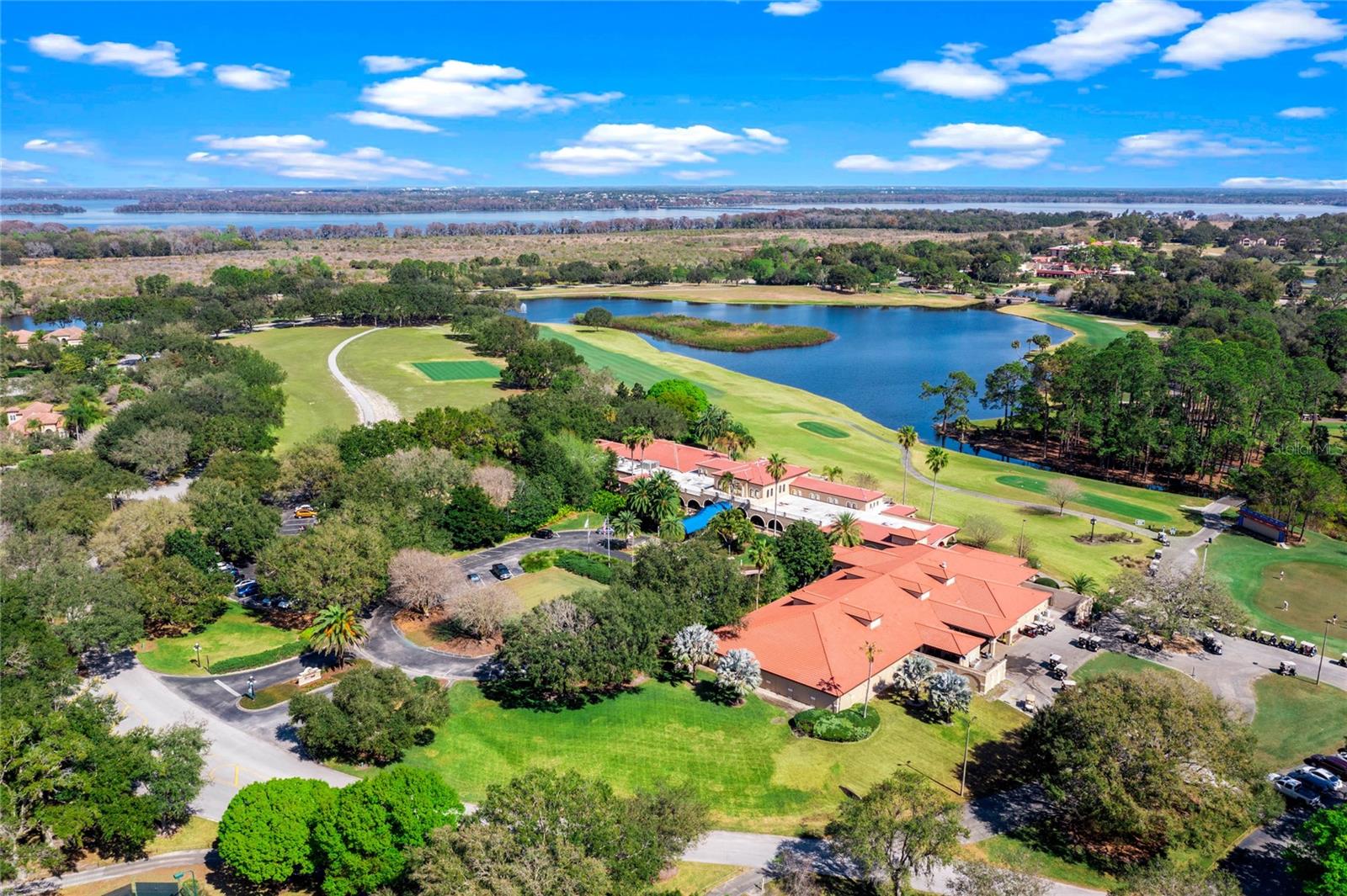 HOWEY GRIFFIN VILLAGE - Residential