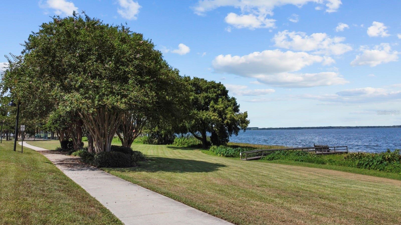 HOWEY GRIFFIN VILLAGE - Residential