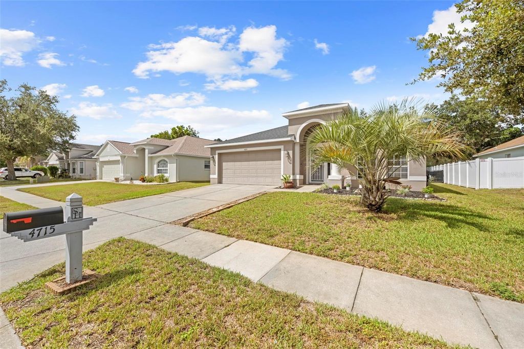 Photo of 4715 Ayrshire Drive, Spring Hill, FL 34609 (MLS # W7879237)