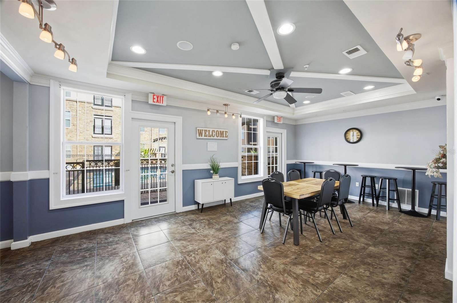 VILLA SONOMA AT INTERNATIONAL - Residential