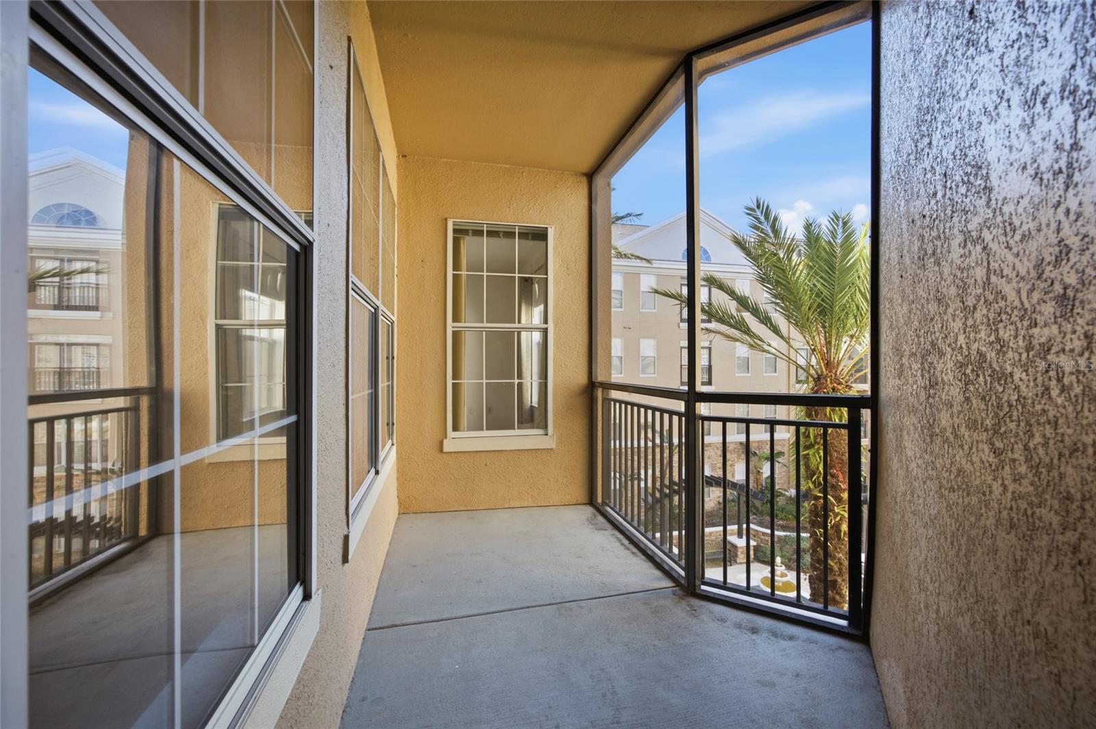 VILLA SONOMA AT INTERNATIONAL - Residential