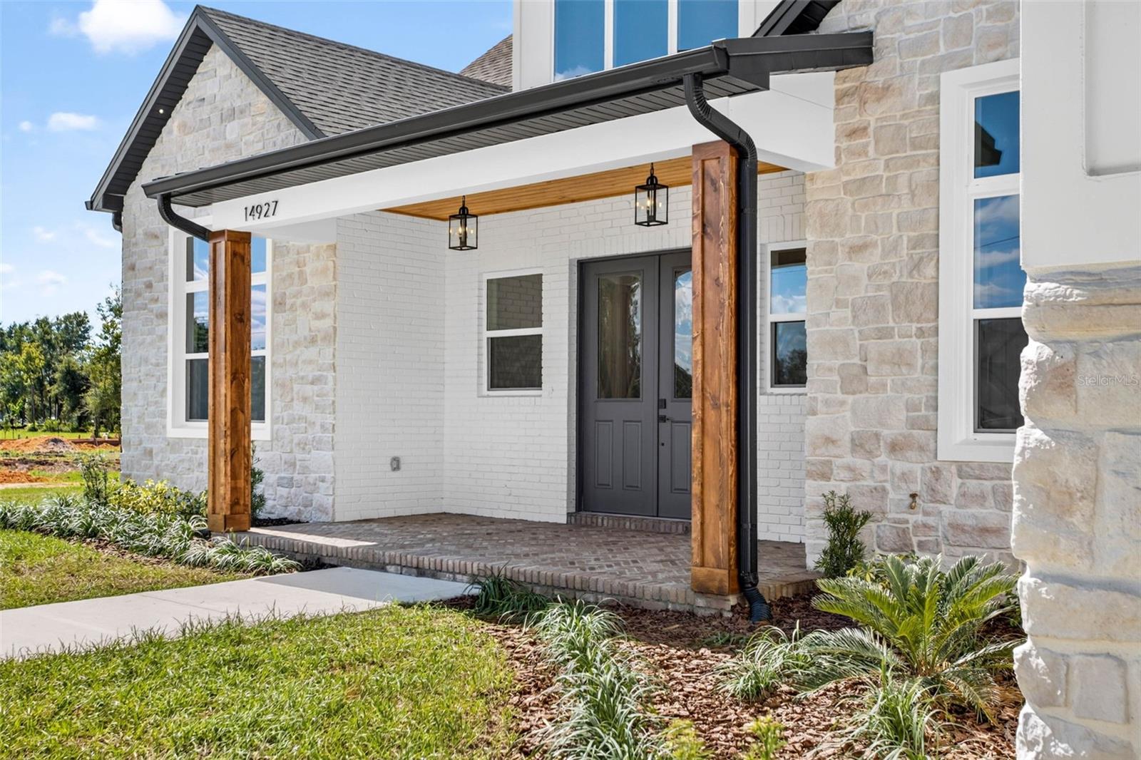 14927 CRIMSON OAKS TRAIL
