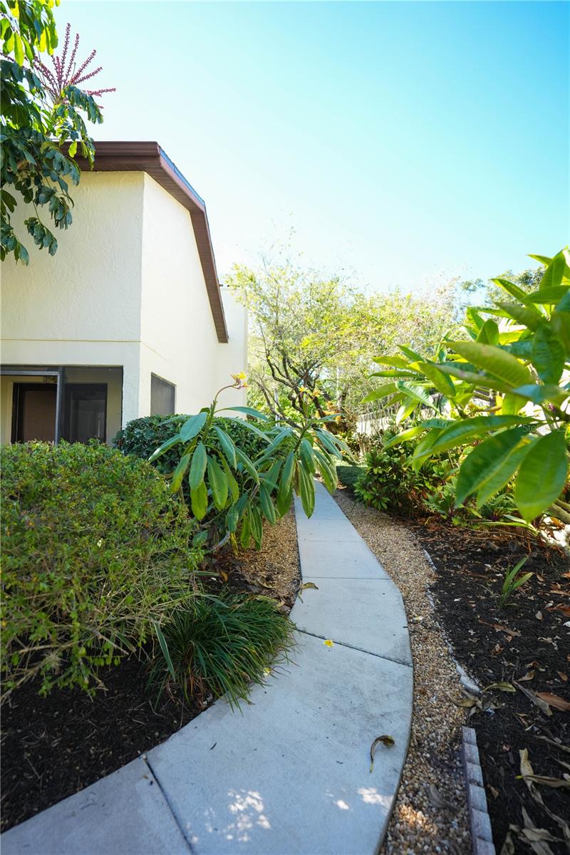 VILLAGE VI OF CARROLLWOOD VILL - Residential