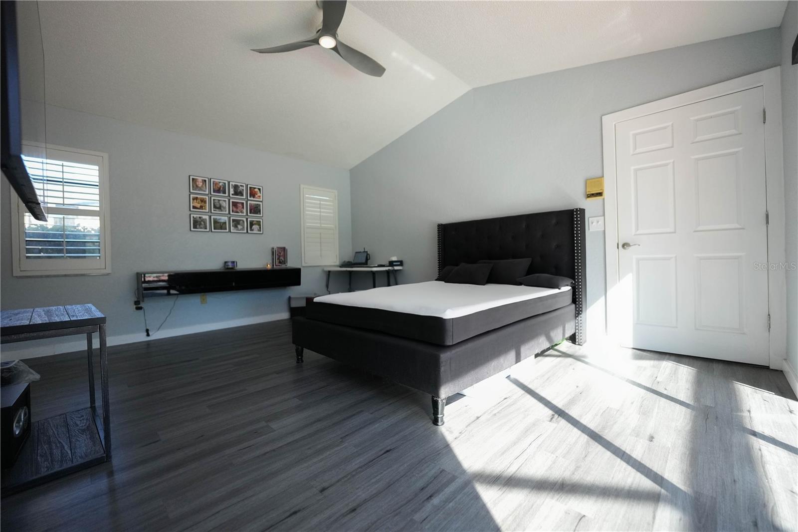 VILLAGE VI OF CARROLLWOOD VILL - Residential