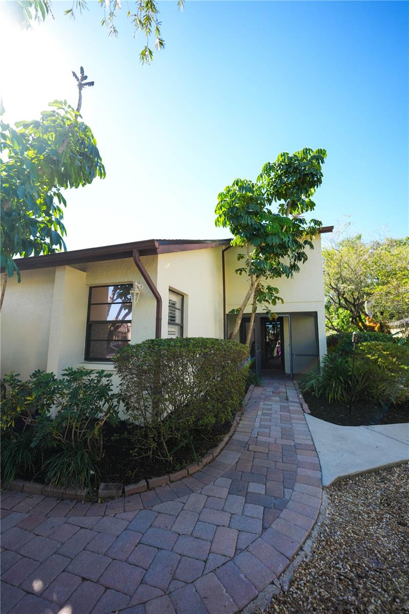 VILLAGE VI OF CARROLLWOOD VILL - Residential