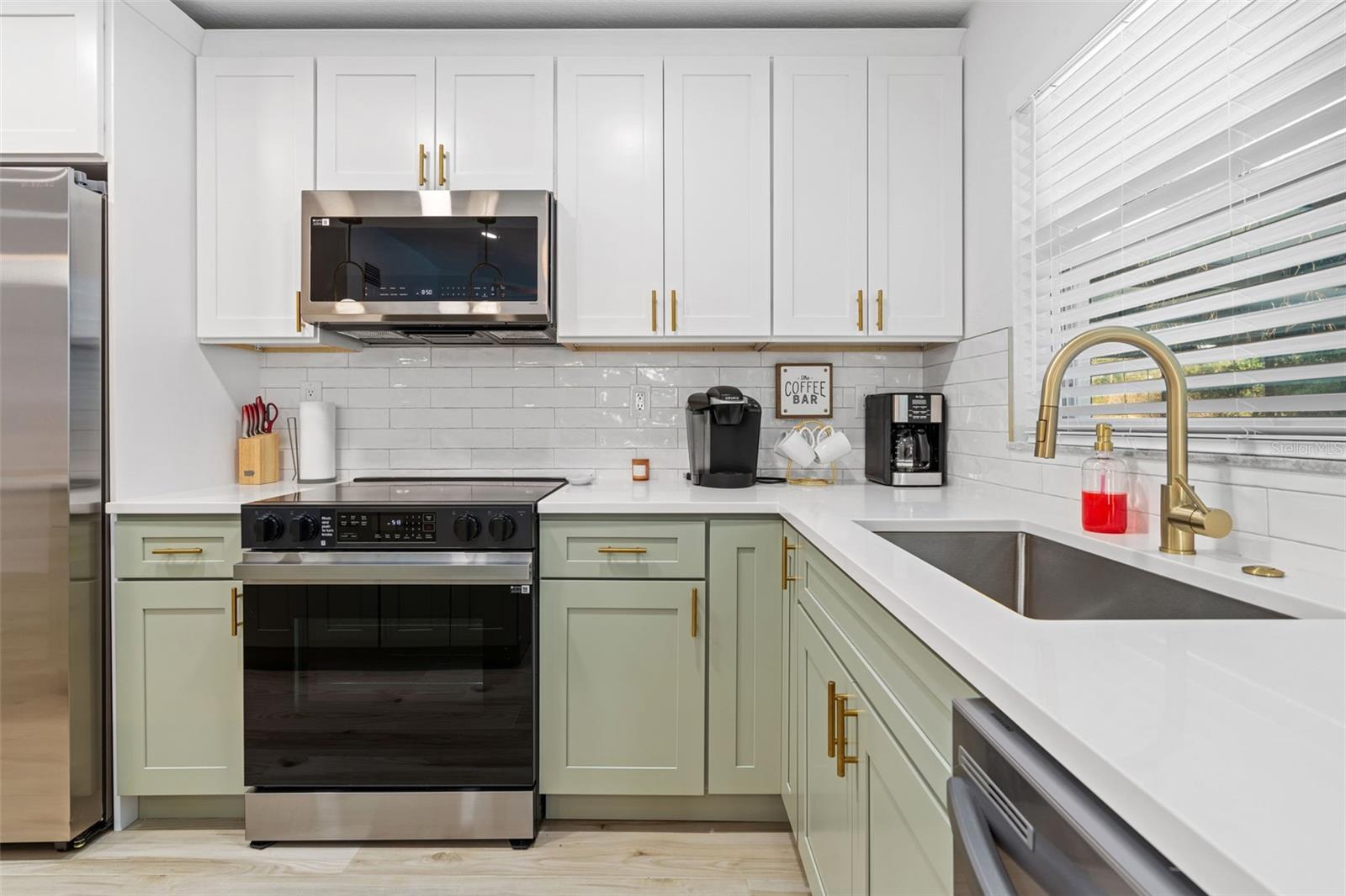 COUNTRY GROVE SUB - Residential