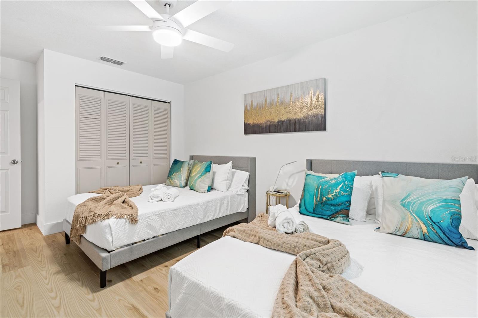 COUNTRY GROVE SUB - Residential