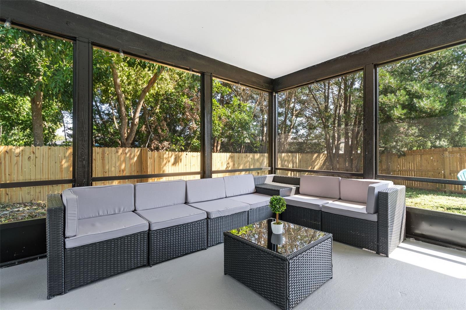 COUNTRY GROVE SUB - Residential