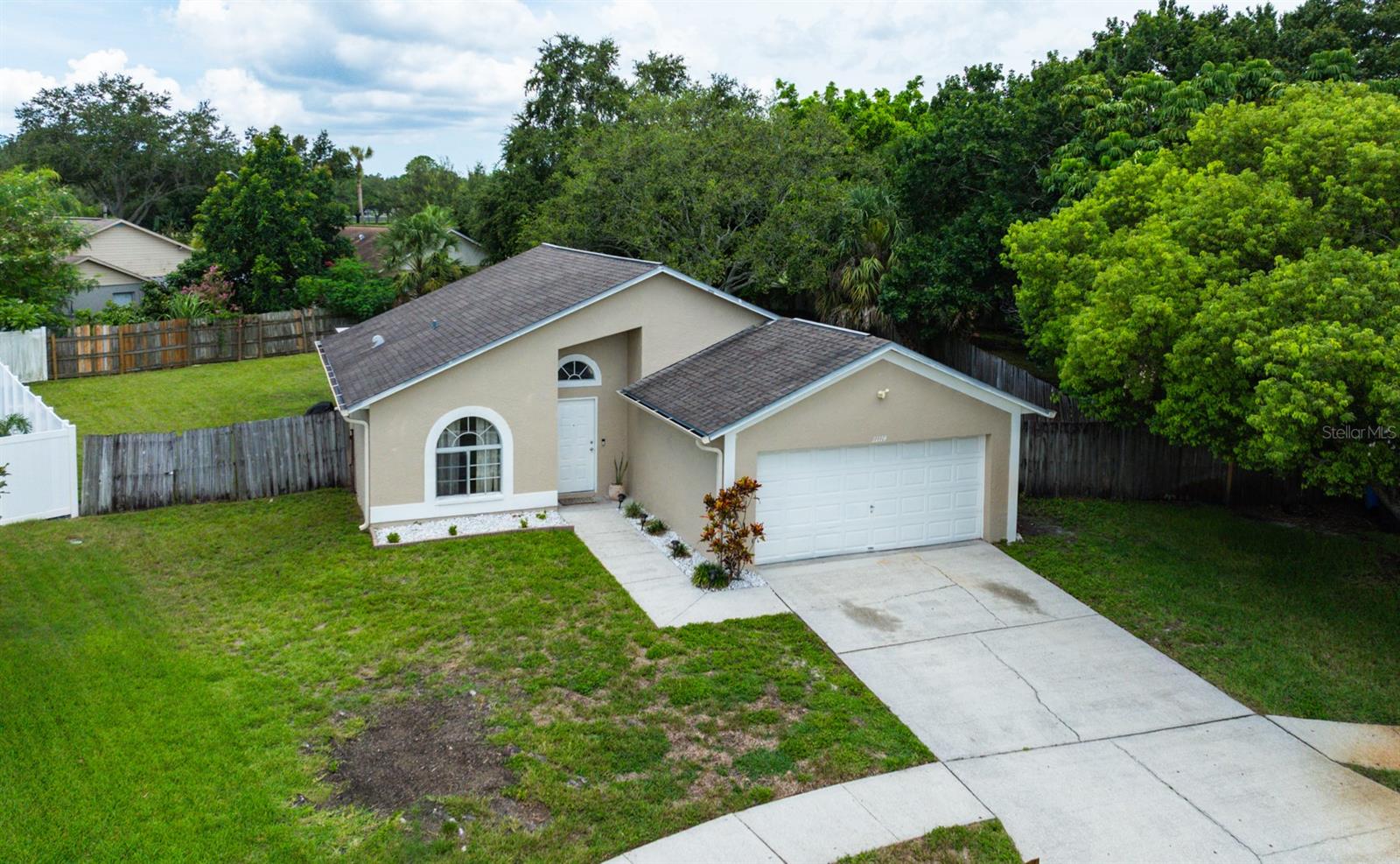 11114 WINDPOINT DRIVE
