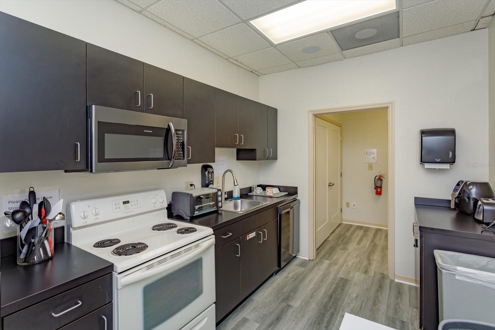 EDGEWATER TERRACE - Commercial Lease