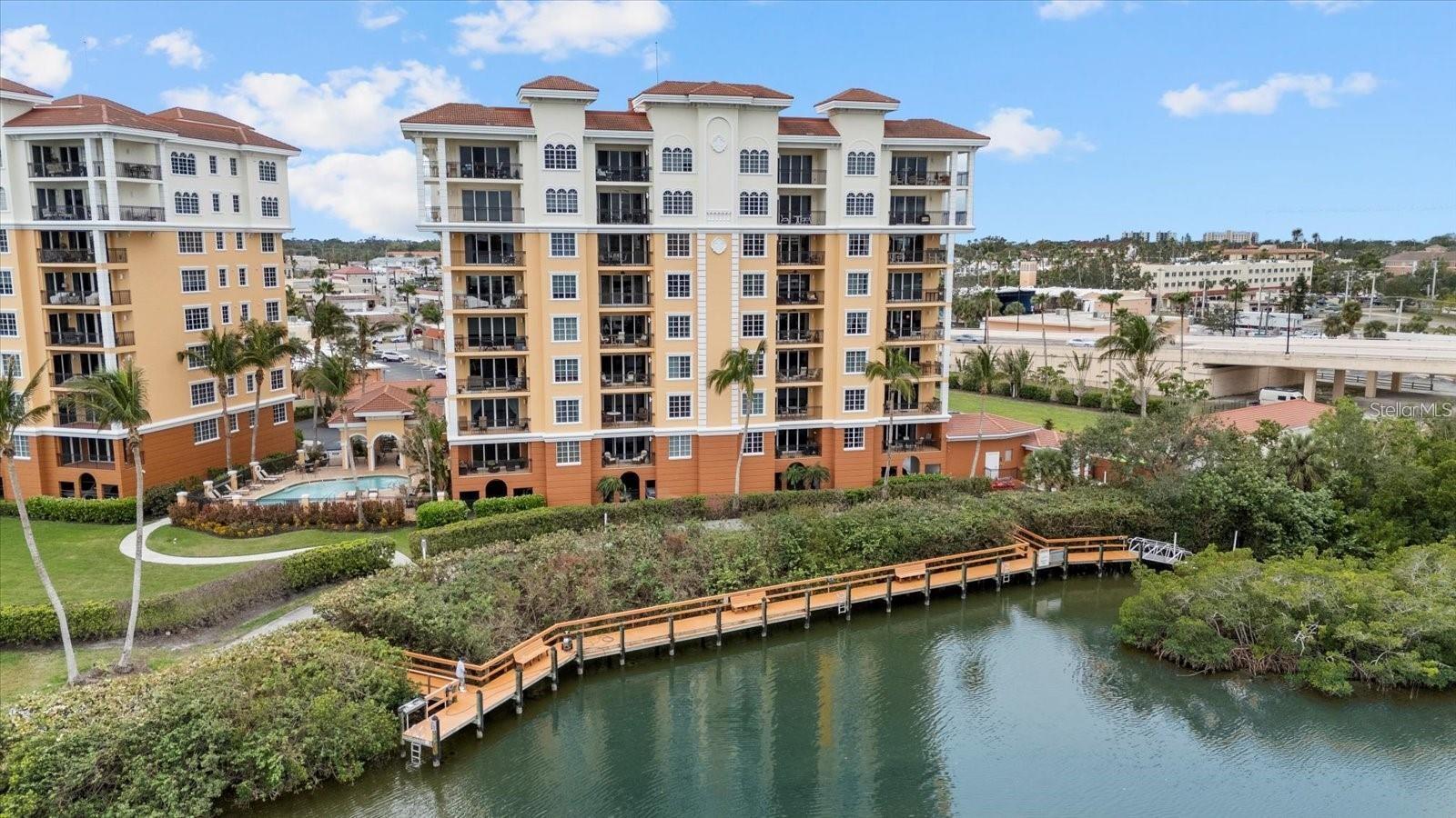 SEASONAL RENTAL ON VENICE ISLAND AVAILABLE NOW WITH LOWER OFF SEASON RATES.BEAUTIFUL PENTHOUSE CONDO WITH VIEWS OF DOWNTOWN VENICE AND THE ICW 2 FULL BEDROOMS WITH A DEN THAT CAN ALSO BE USED AS A 3RD BEDROOM WITH A PULLOUT BED.A DAY DOCK AND COMMUNITY POOL.EASY TO SHOW.WALKING DISTANCE TO DOWNTOWN VENICE.