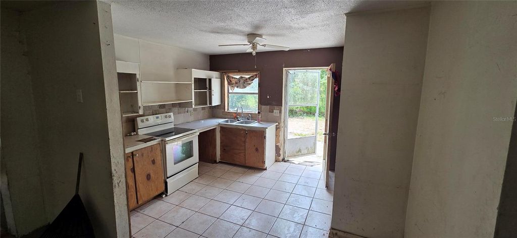 Photo of 20055 Ruth Street, Brooksville, FL 34601 (MLS # O6405795)