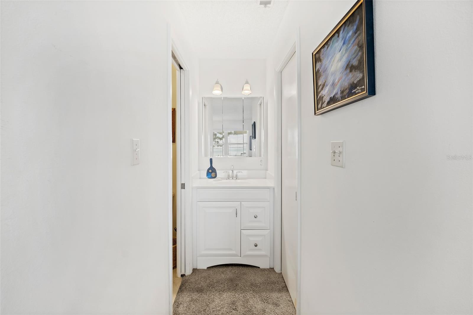 CAPE SHORES APT - Residential