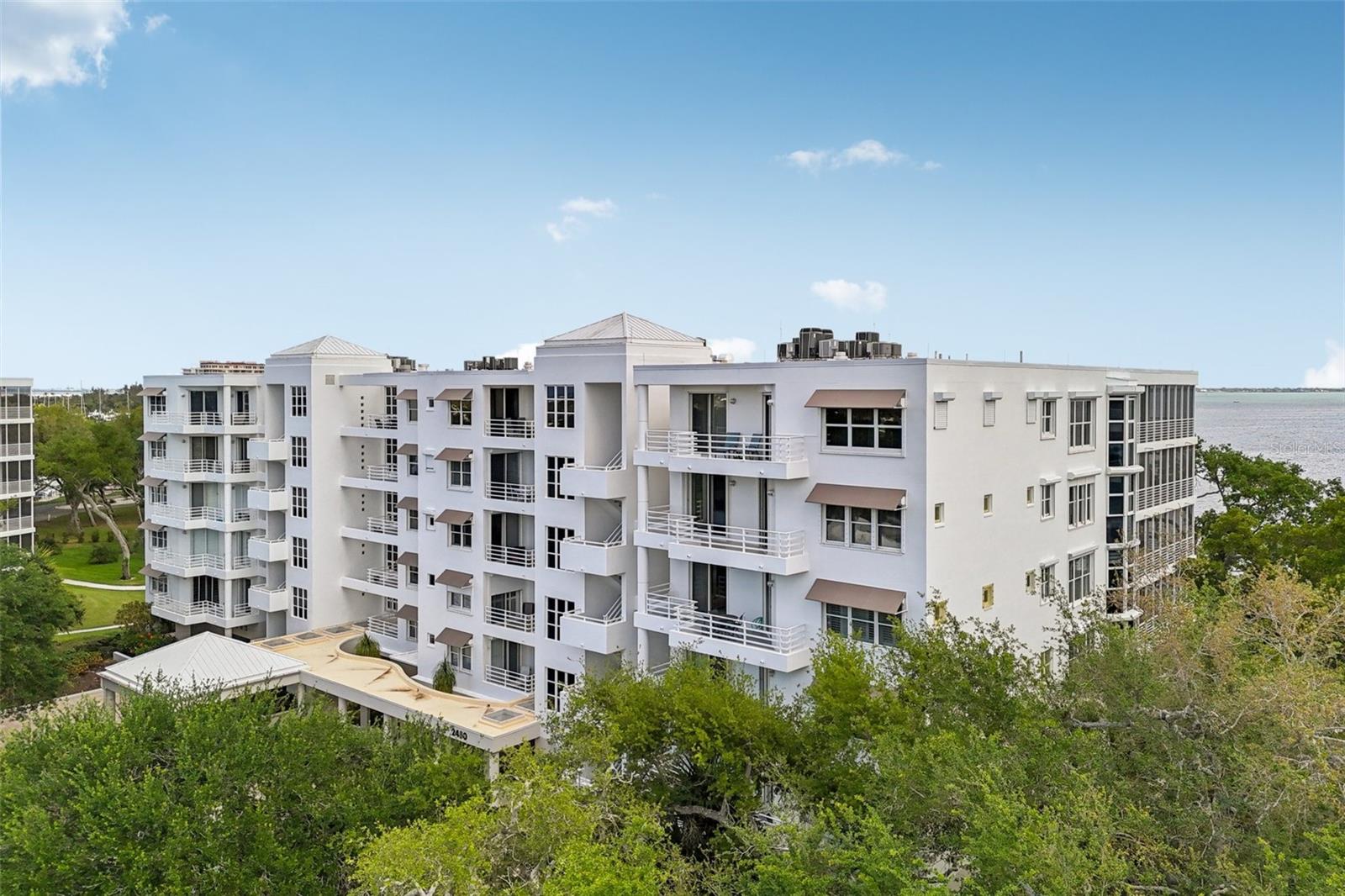 MARINA BAY - Residential