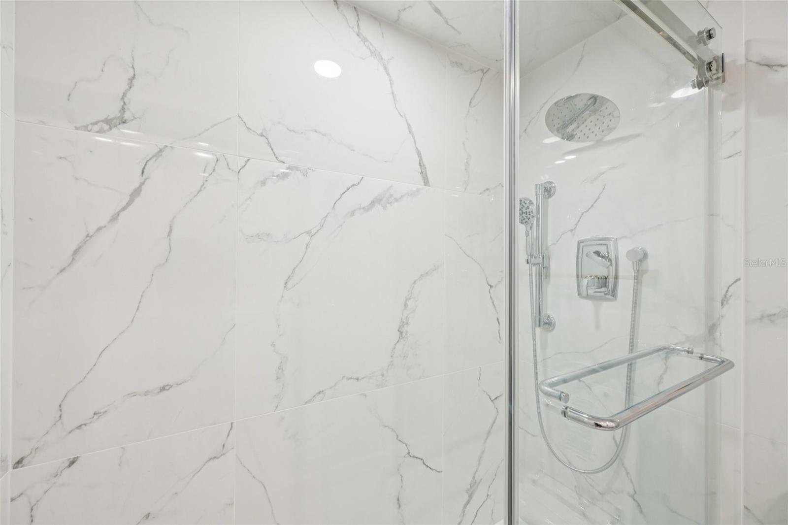 MARINA BAY - Residential