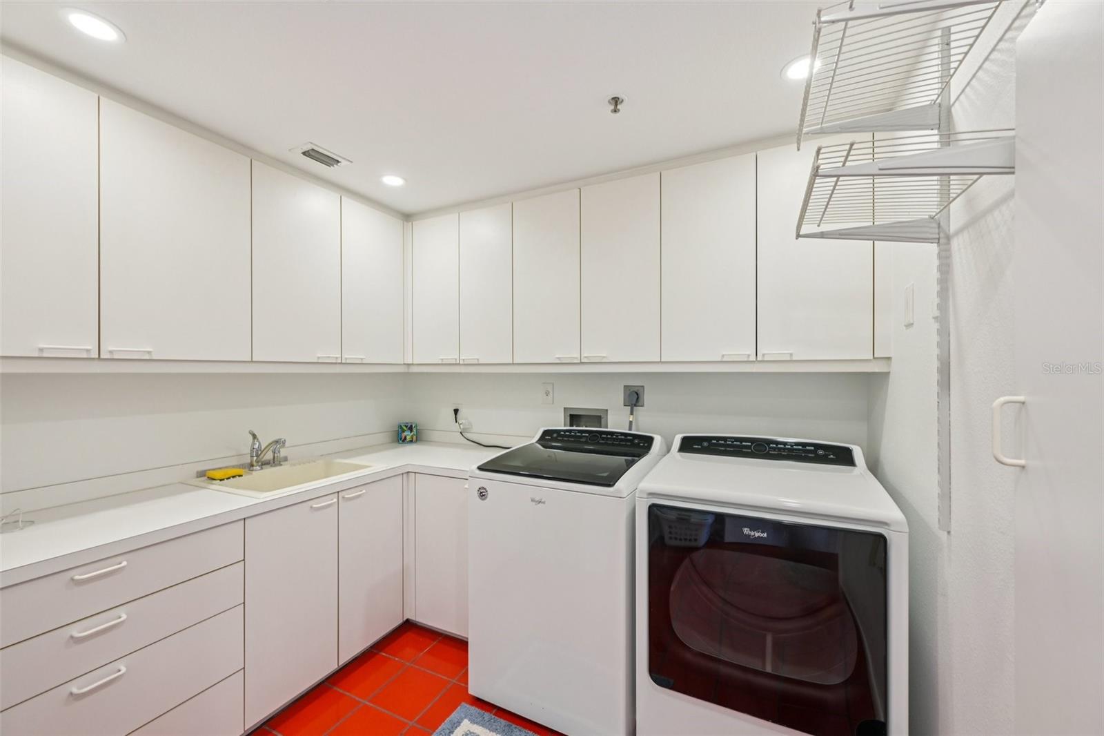 MARINA BAY - Residential