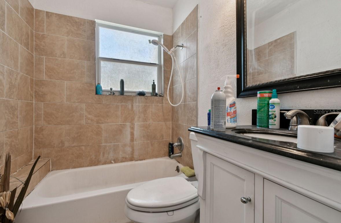 SCHOOLEYS HOMEVILLE - Residential Income
