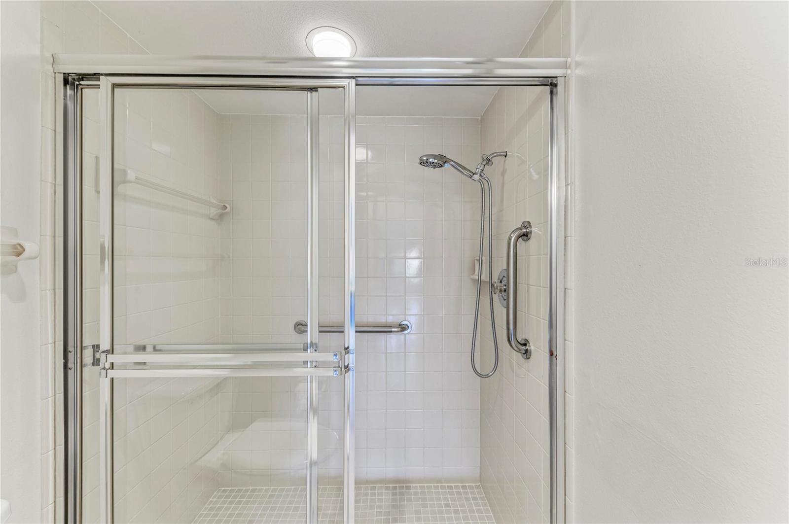 ASHTON LAKES 03 - Residential