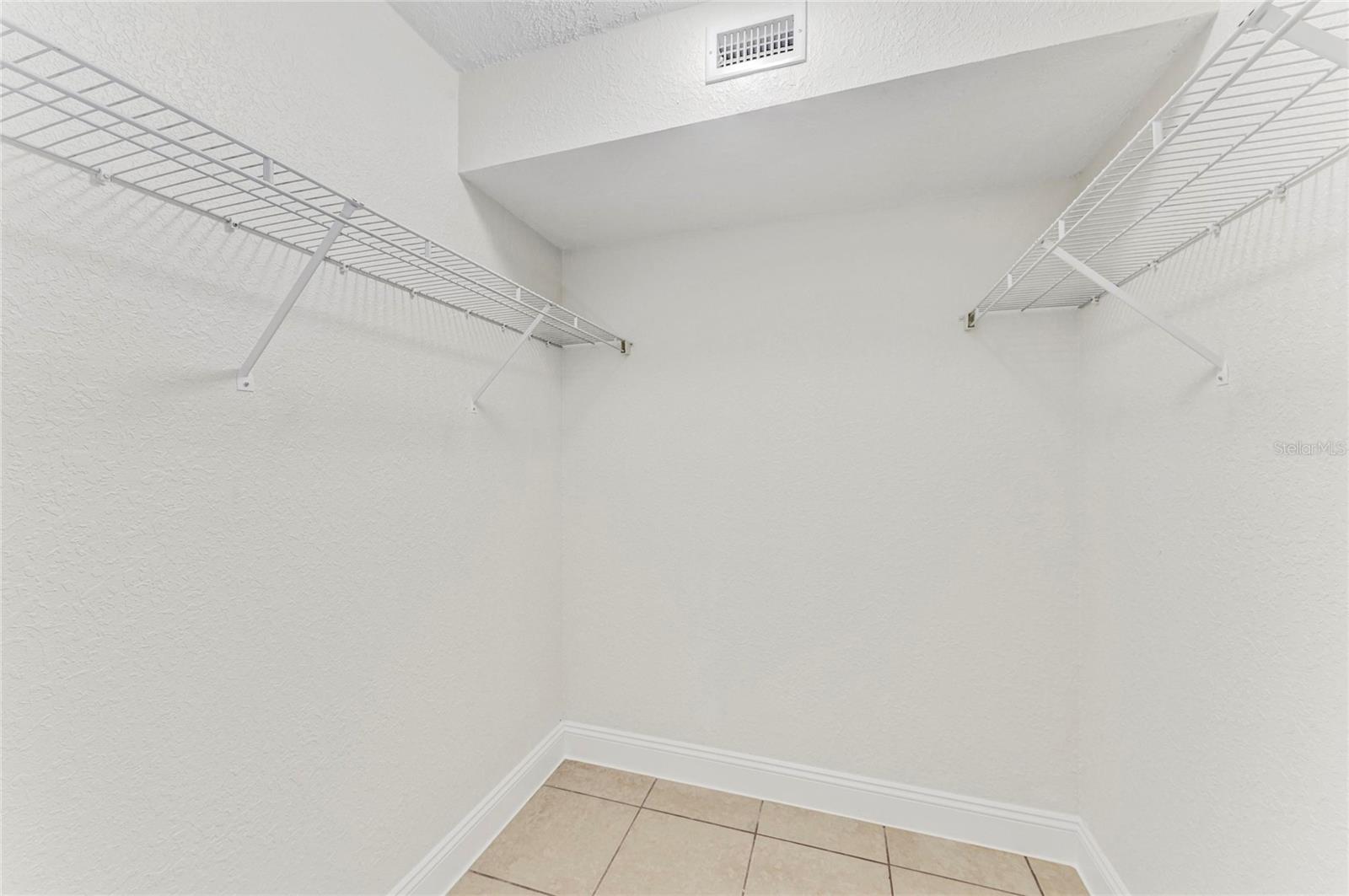 ASHTON LAKES 03 - Residential