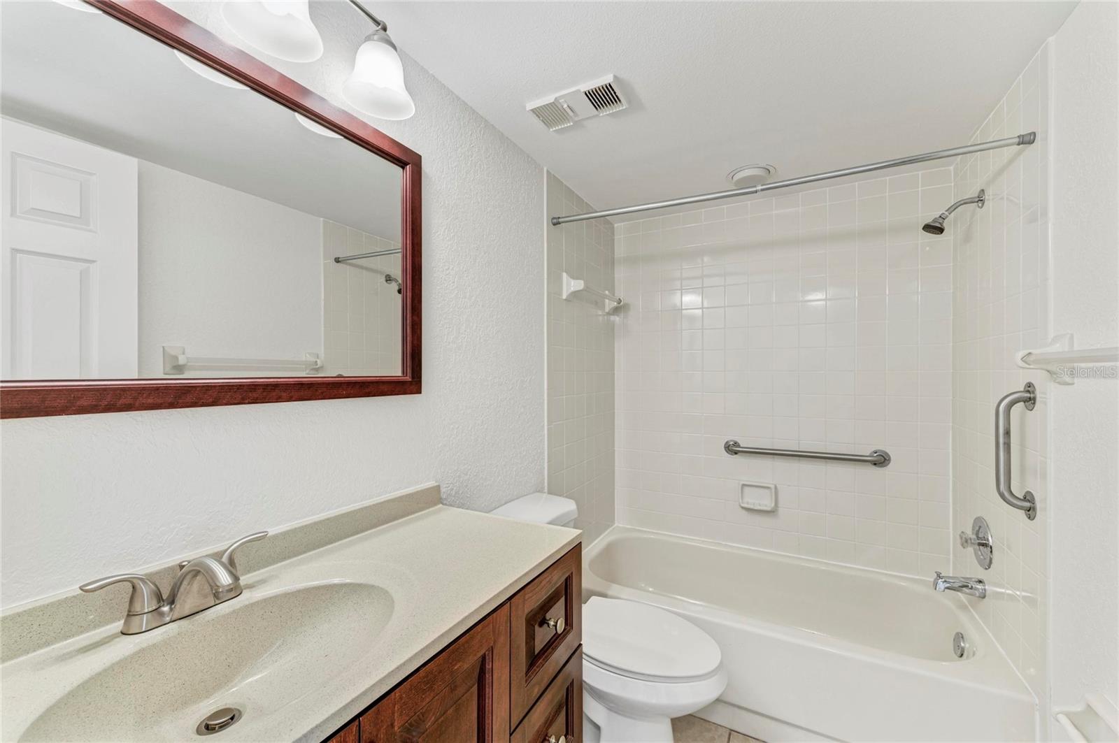 ASHTON LAKES 03 - Residential