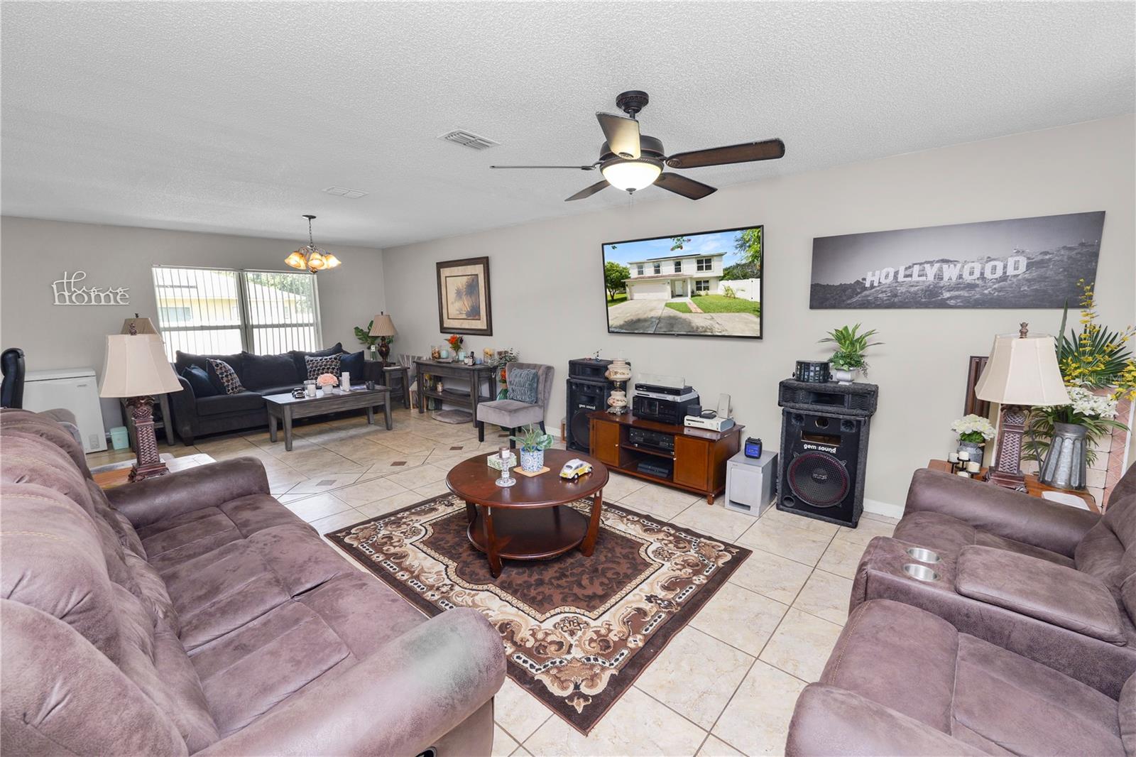 437 DOVE DRIVE