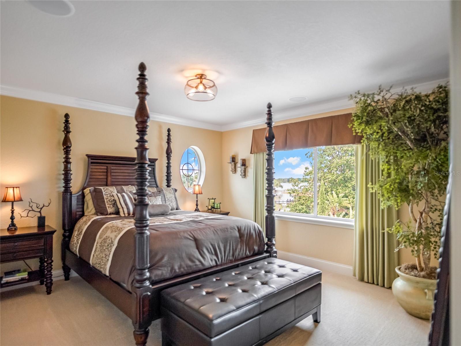 RENAISSANCE - Residential