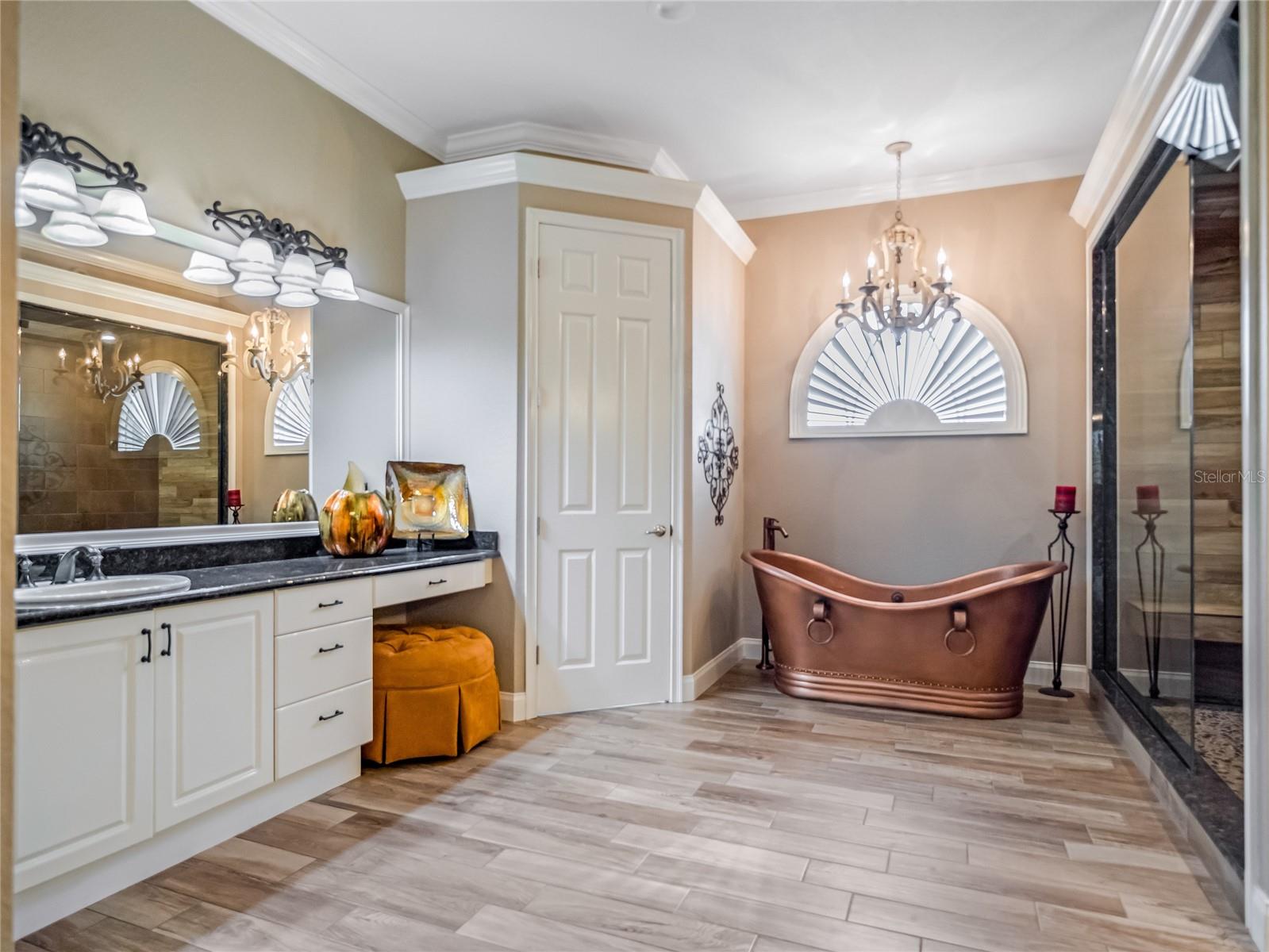 RENAISSANCE - Residential