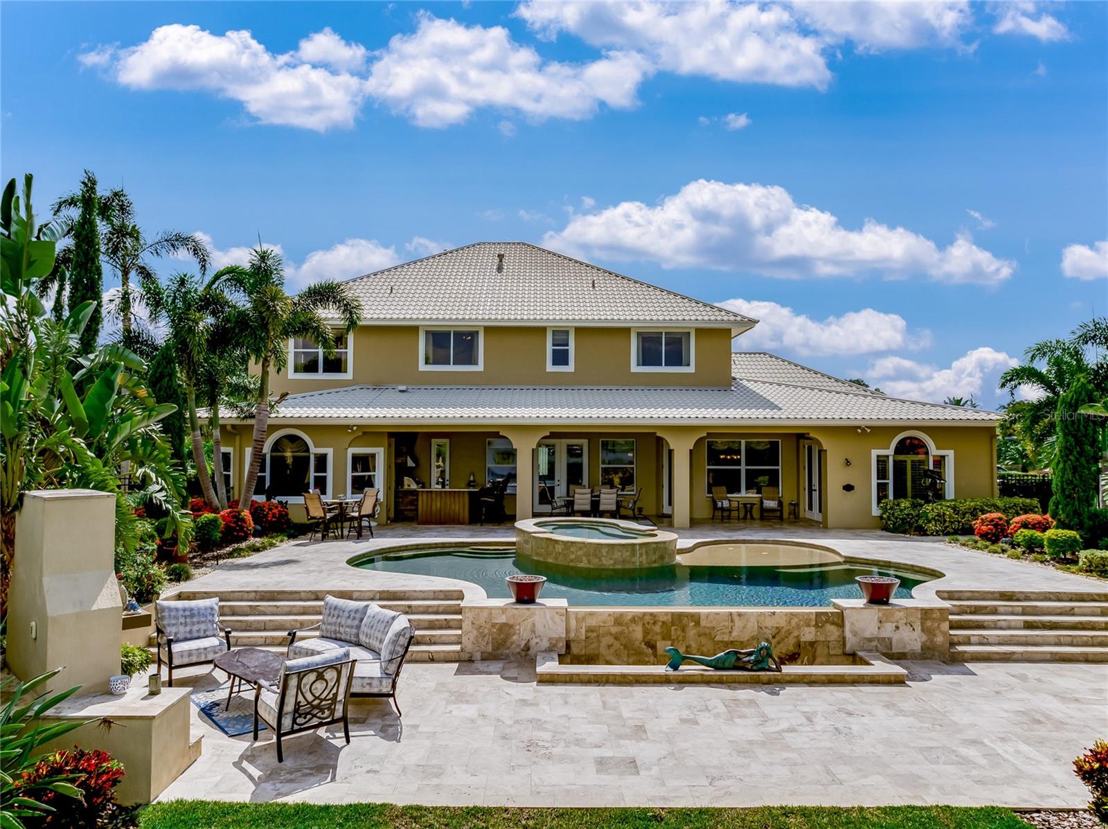 RENAISSANCE - Residential