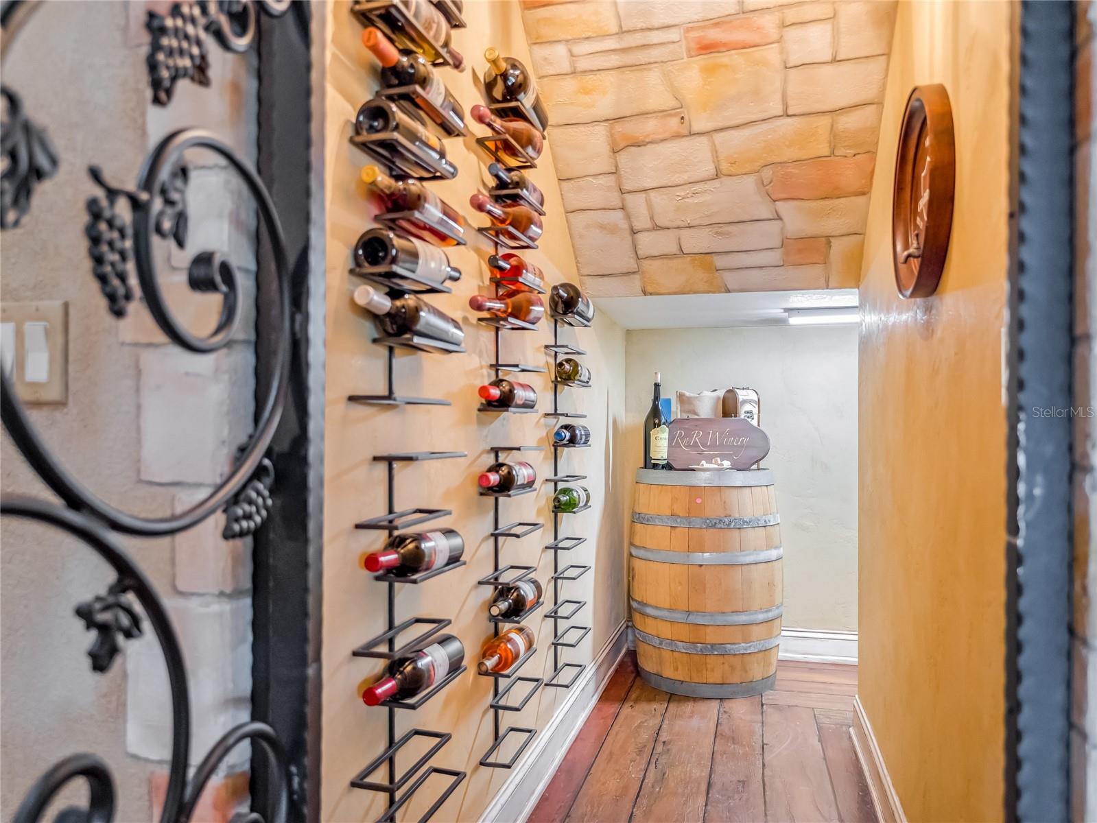 RENAISSANCE - Residential