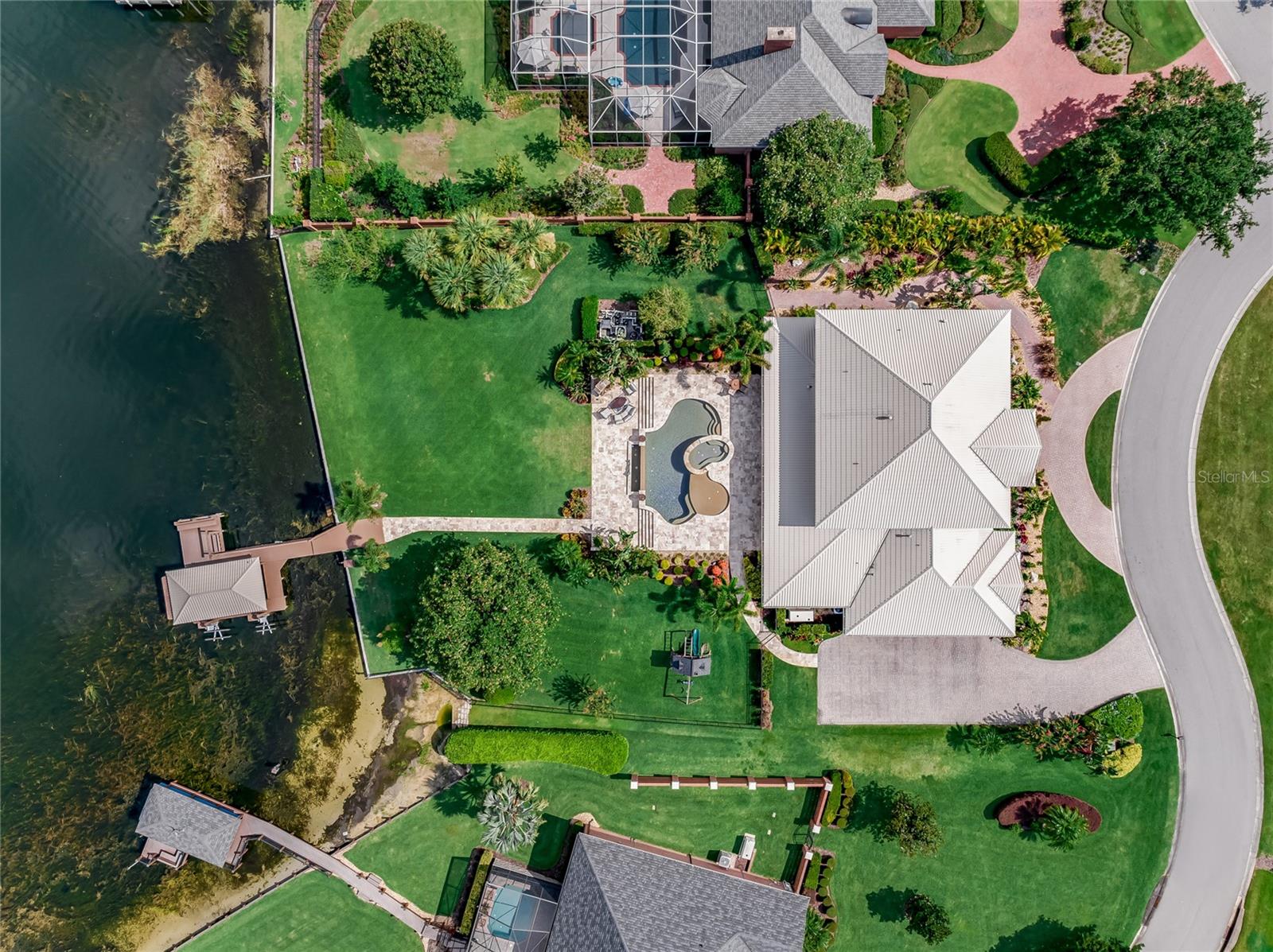 RENAISSANCE - Residential