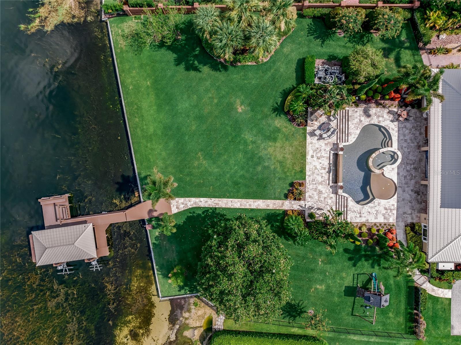 RENAISSANCE - Residential