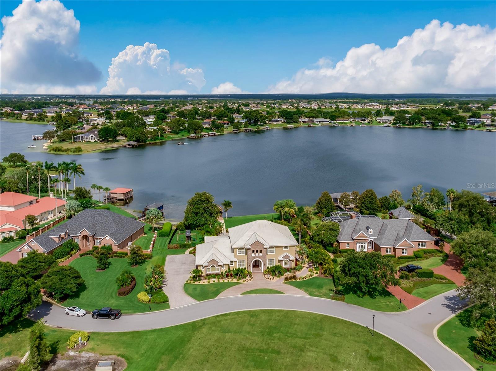 RENAISSANCE - Residential