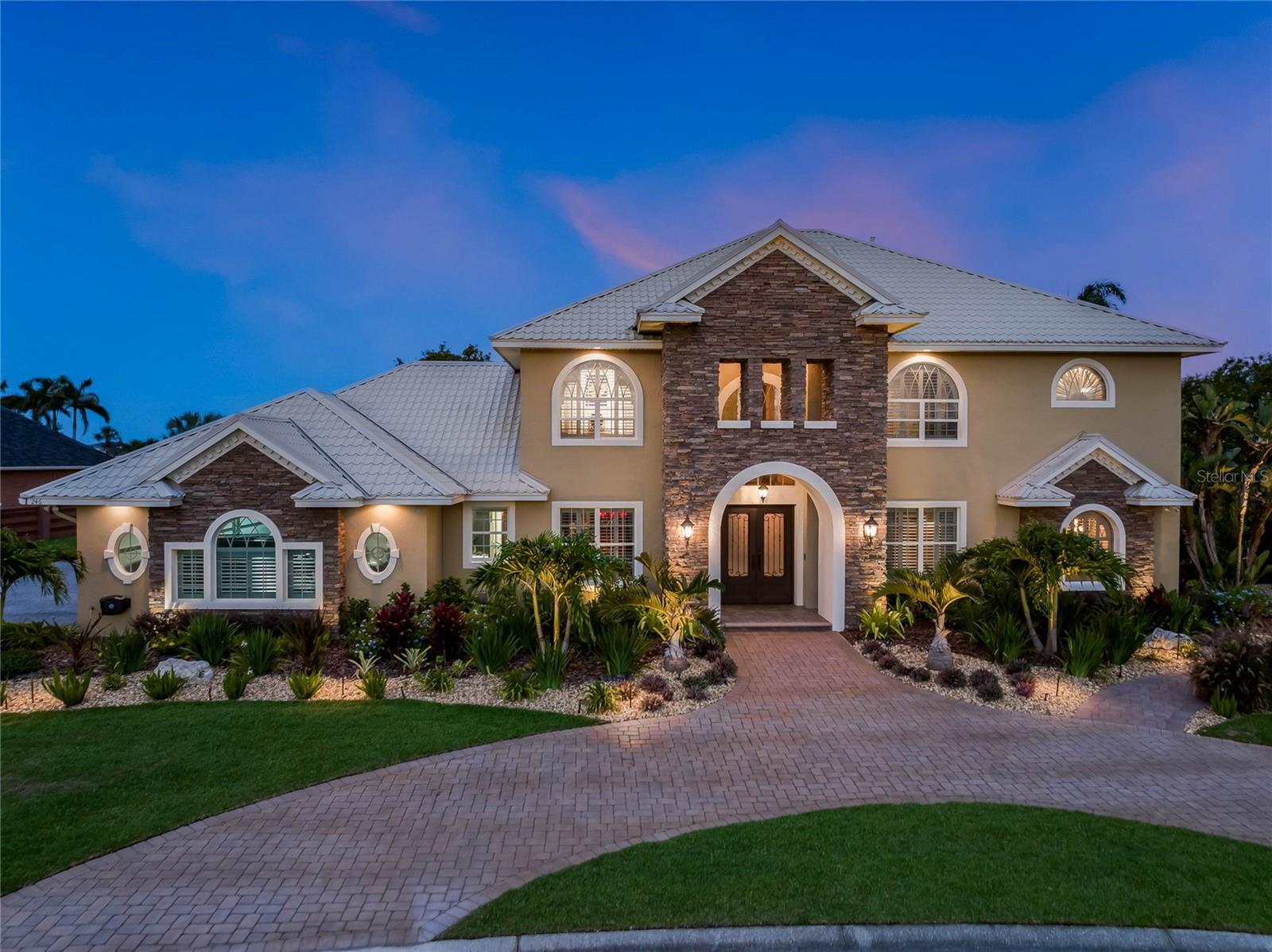 RENAISSANCE - Residential