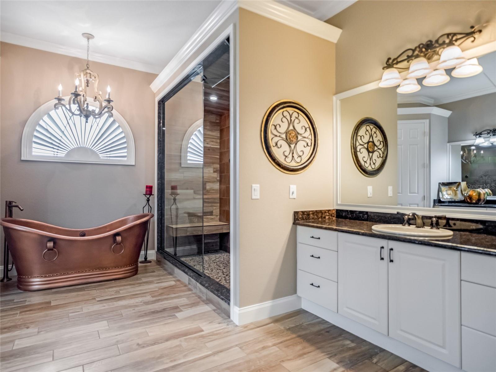 RENAISSANCE - Residential