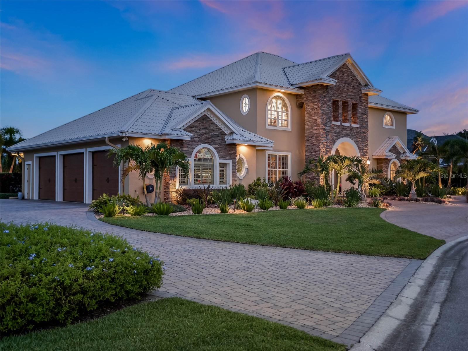 RENAISSANCE - Residential