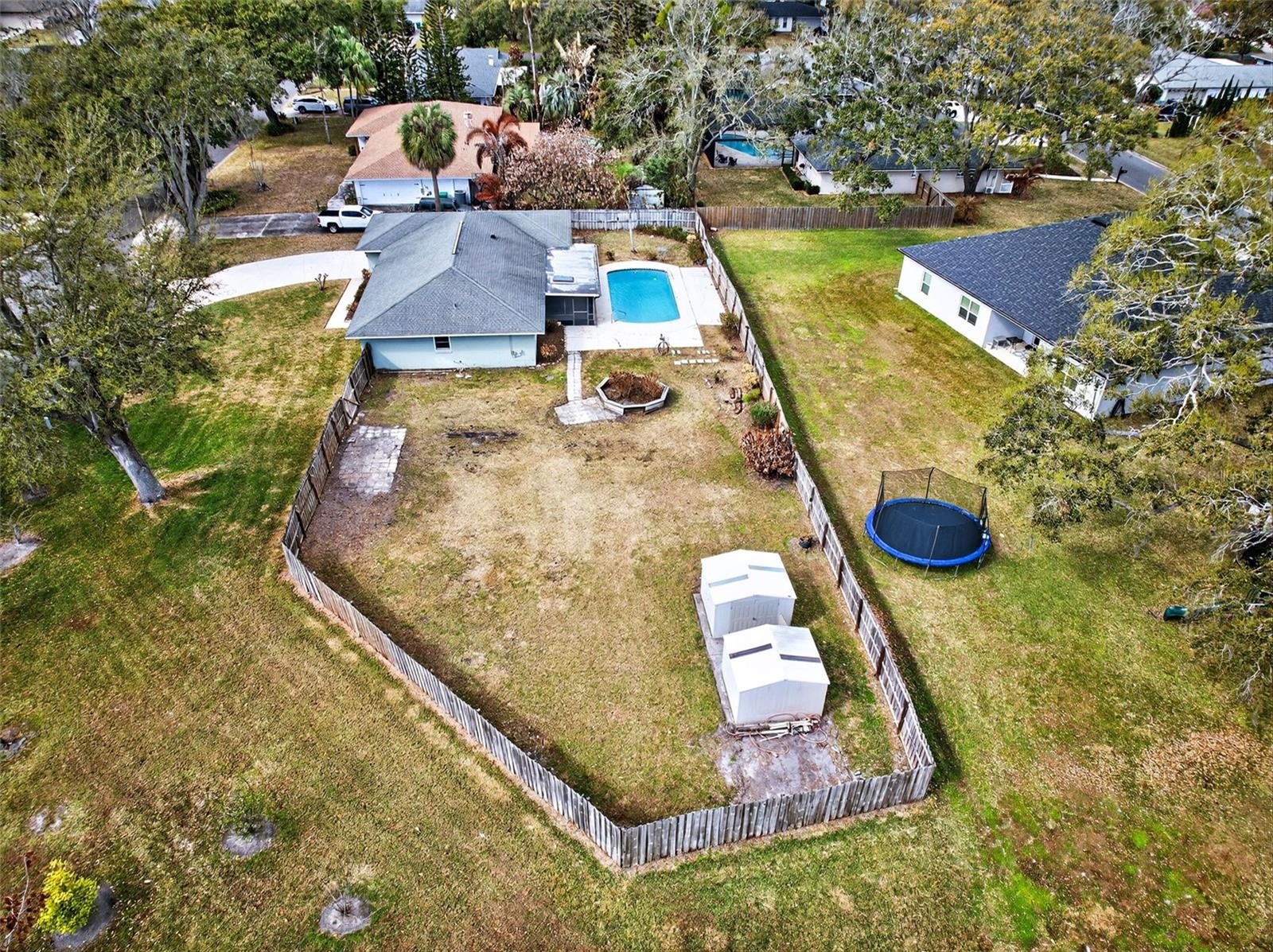 VALENCIA SHORES - Residential