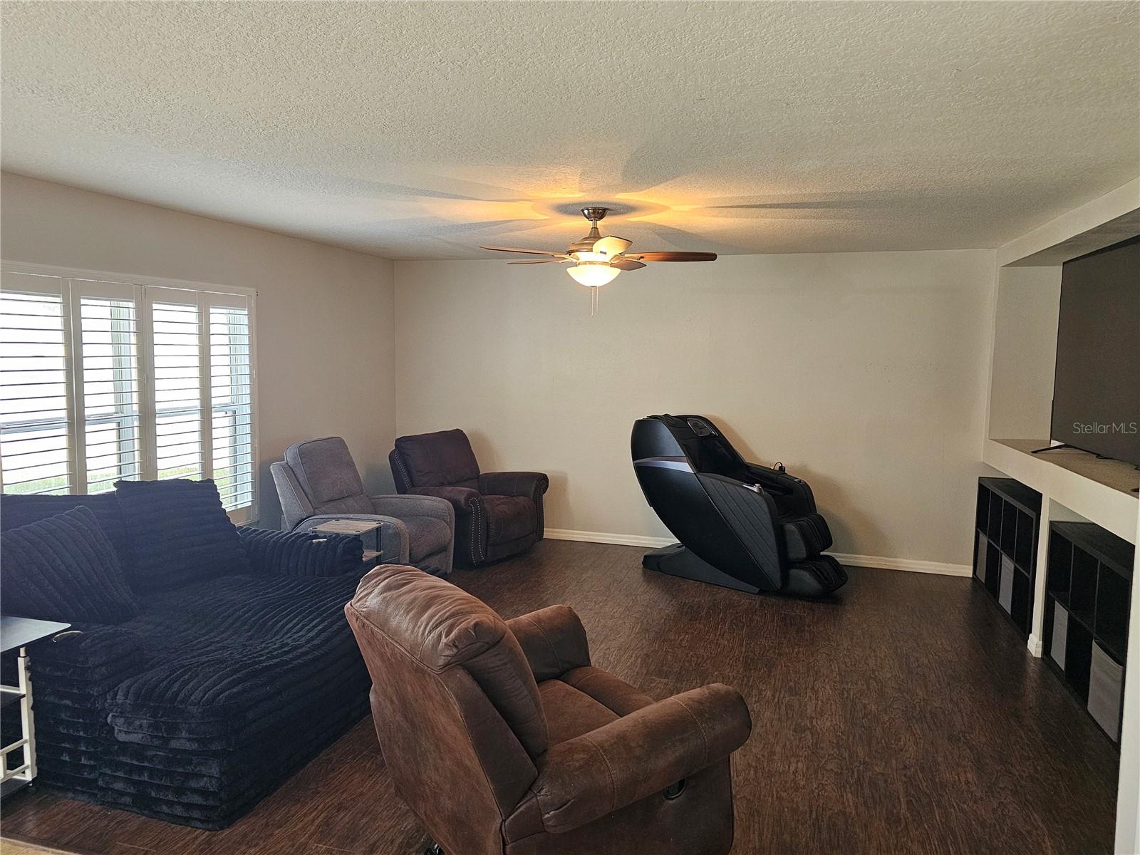 AVALON PARK VILLAGE 06 - Residential