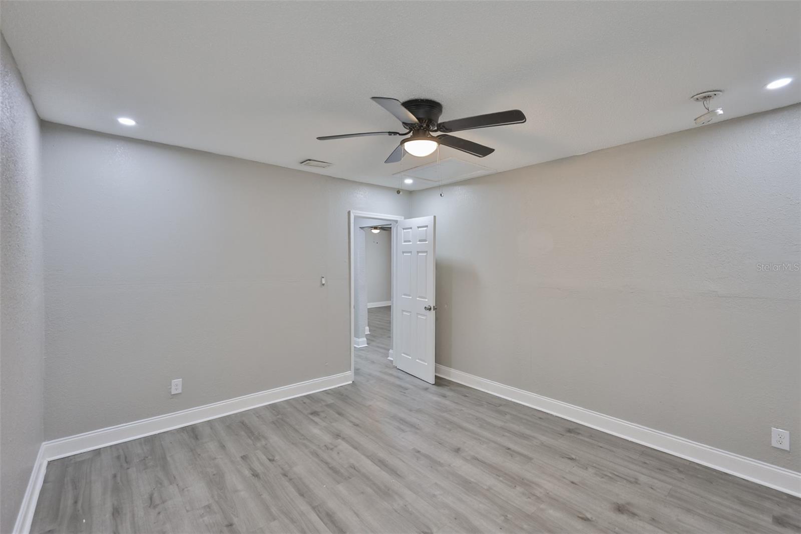 COURTLAND SUB REV - Residential