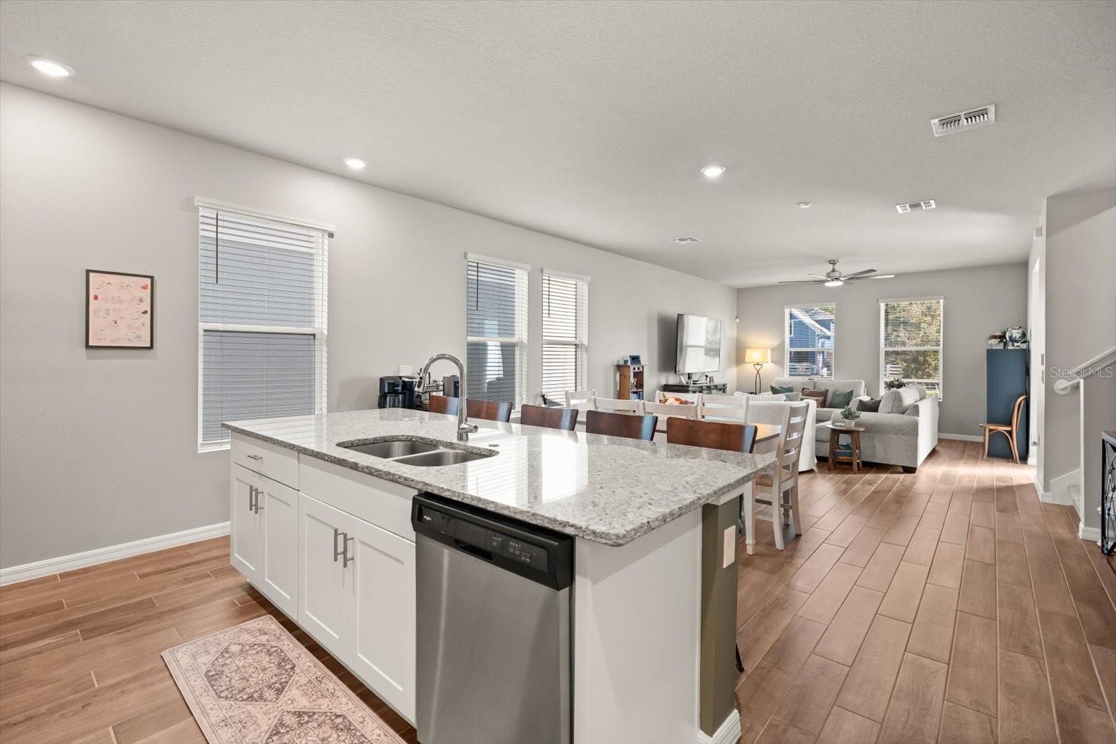 SILVER SPRINGS - Residential